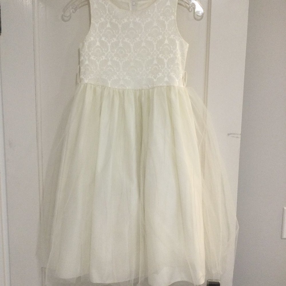 Flower girl dress size 12